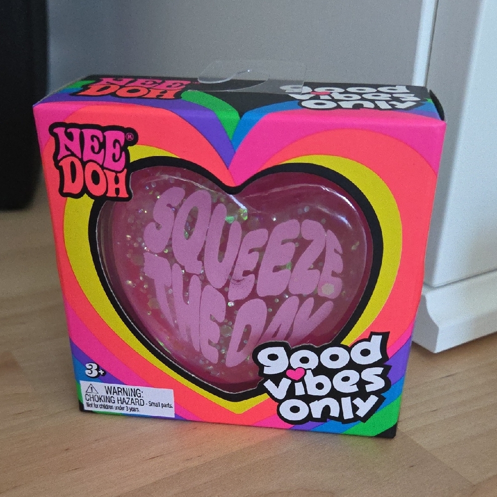 NeeDoh Good Vibes Only Pink Heart Squeeze Toy